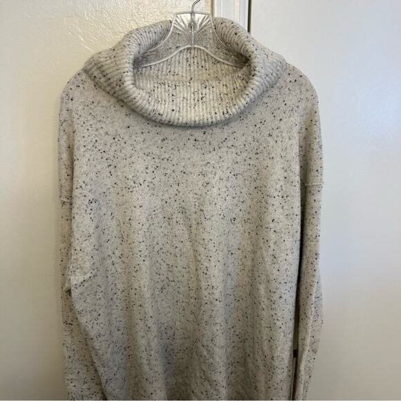 Athleta Bayshore Wool Cashmere Turtleneck Tunic Women’s XL - Picture 4 of 9